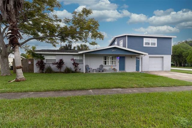 $425,000 | 2100 Brian Avenue | South Daytona