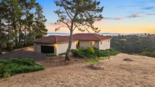 $1,895,000 | 13199 Skyline Boulevard | Skyline-Hillcrest Estate