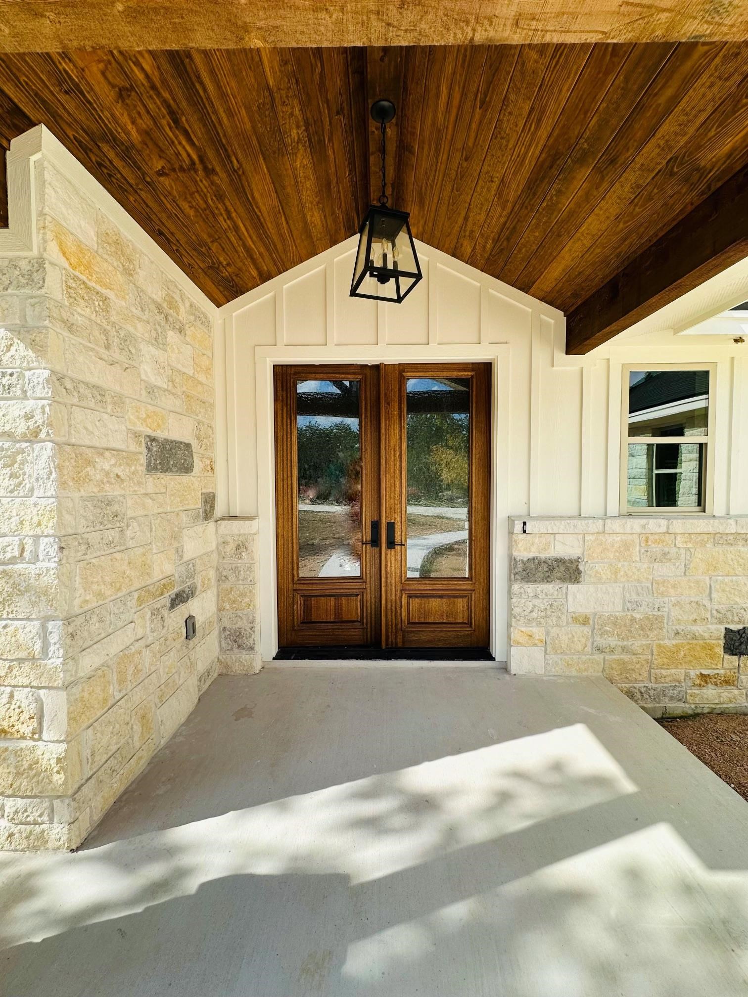 a view of entrance door of the house