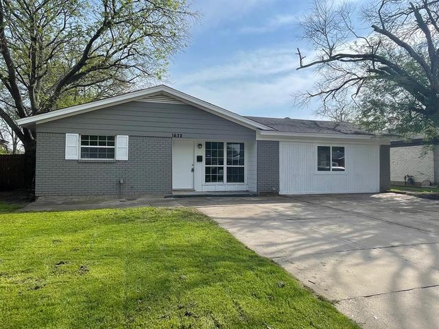 $275,000 | 1632 Gill Street | Saginaw Park