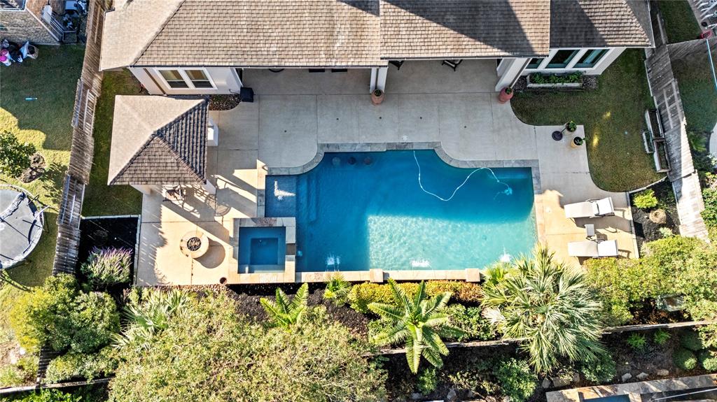 Get ready to dive into your own slice of paradise! Splash, sizzle, and relax in your private oasis. Your dream home awaits!