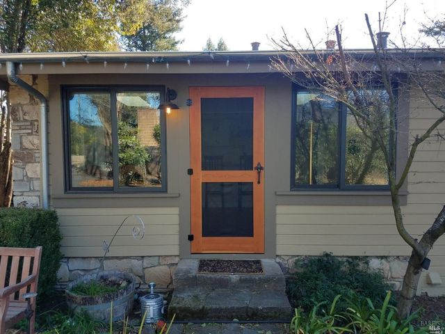 $2,500 | 7676 Sonoma Highway | Santa Rosa Southeast