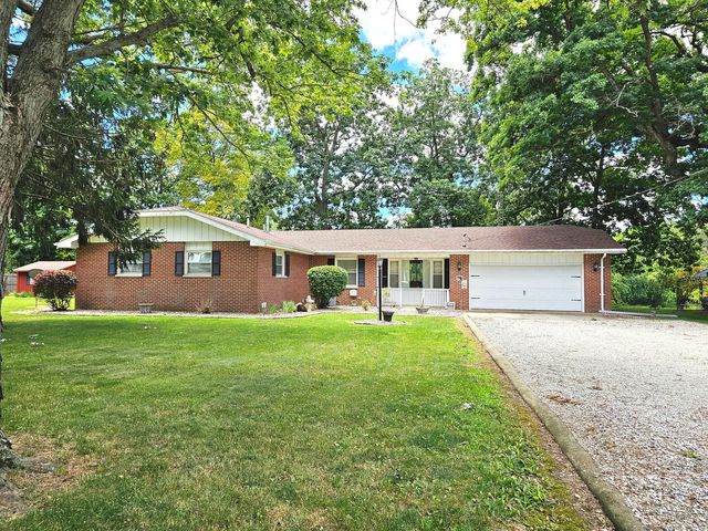 $265,000 | 139 Hickory Ln Drive | Papineau Township - Iroquois County