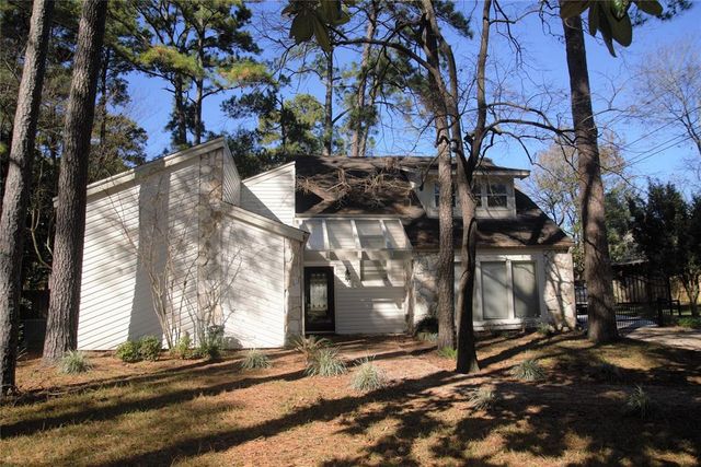 $399,900 | 6502 Spring Leaf Drive | Spring Creek Forest