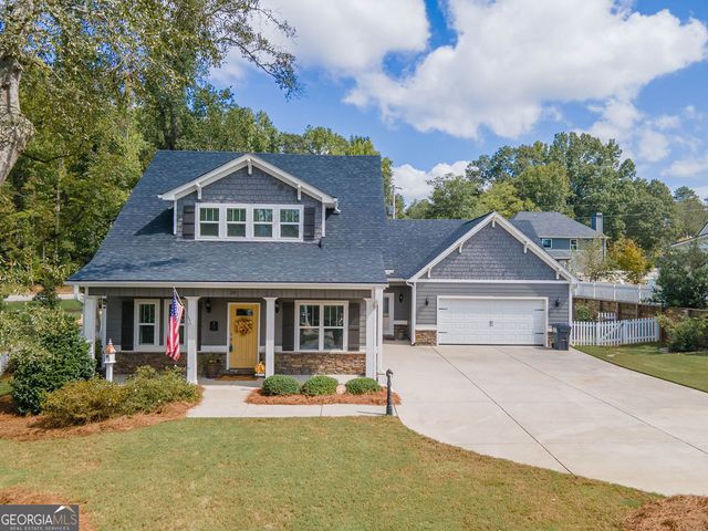 $462,900 | 20 East Field Street | East Newnan Village