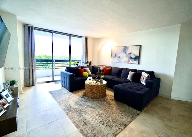 $400,000 | 3400 Northeast 192 Street, Unit 606 | Aventura