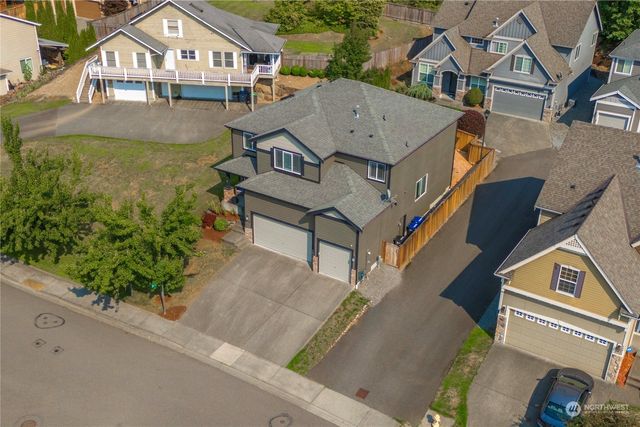 $822,000 | 28614 239th Place Southeast | Maple Valley