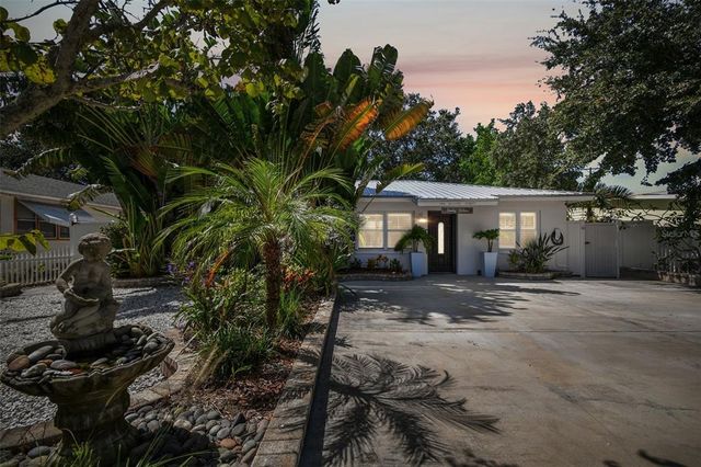 $775,000 | 1906 2nd Street | Indian Rocks Beach