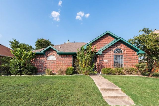 $285,000 | 2512 Crystal Falls Drive | Creek Crossing Estates