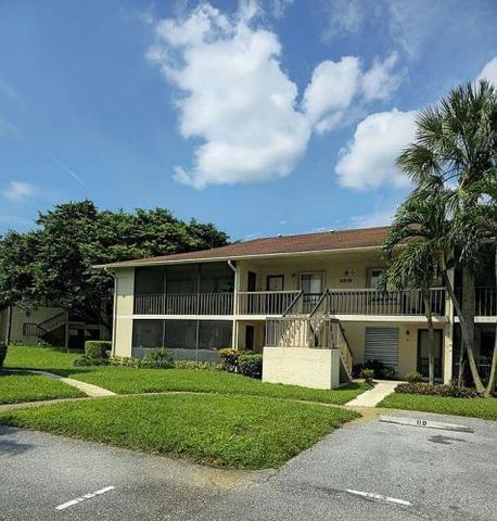 $285,000 | 6519 Chasewood Drive, Unit E | Jupiter