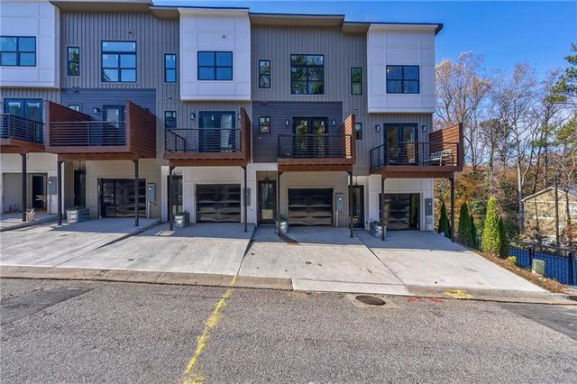 $627,900 | 2323 Mason Drive, Unit D21 | Eastside