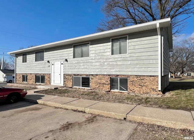 $700 | 521 3rd Street, Unit W1 | Lacon