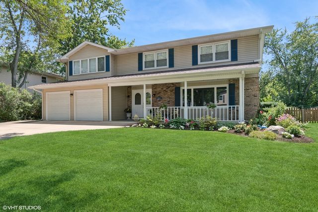 $700,000 | 1311 Saylor Street | Downers Grove