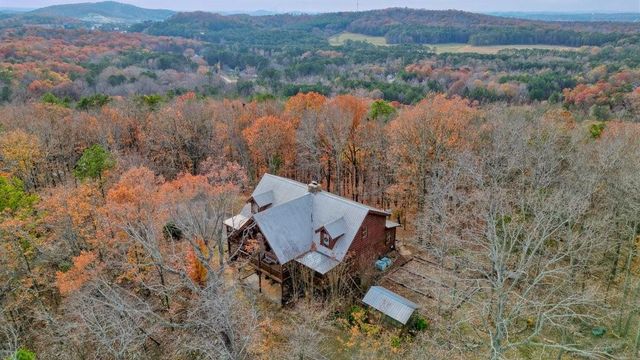 $600,000 | 49 Holly Springs Road Northeast