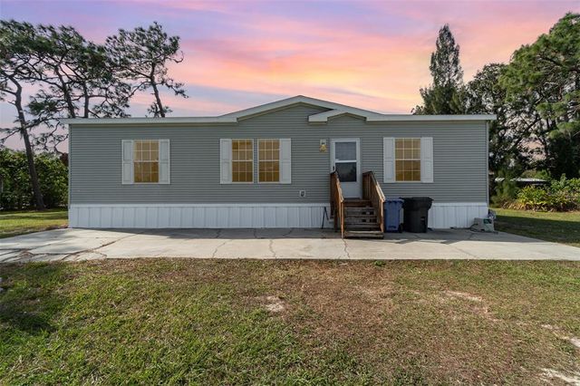 $1,950 | 1805 4th Street Southwest | Ruskin