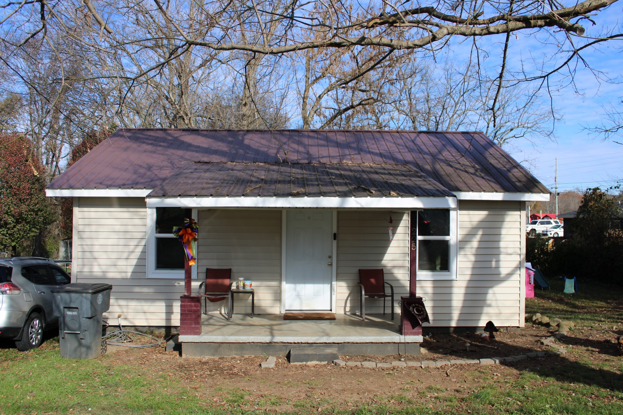 a view of house with outdoor space