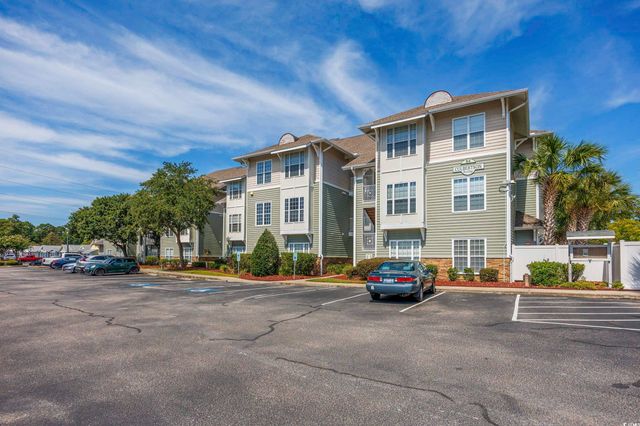 $264,900 | 127 Garden City Con, Unit 210 | Garden City