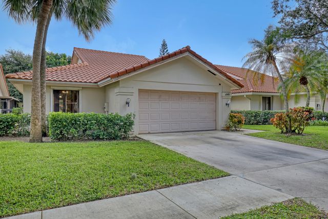 $3,800 | 2580 Iroquois Circle | The Villages of Palm Beach Lakes