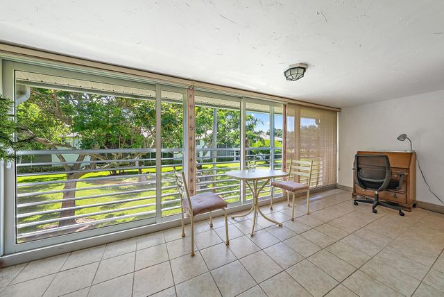 $285,000 | 2 Westwood Avenue, Unit 204G | Tequesta Garden Condominiums