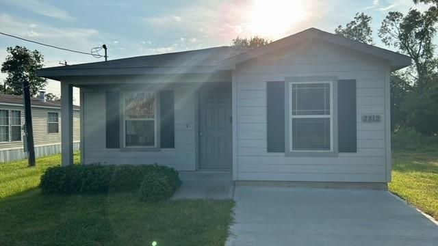 $1,500 | 2812 J P Davis Avenue | Bay City