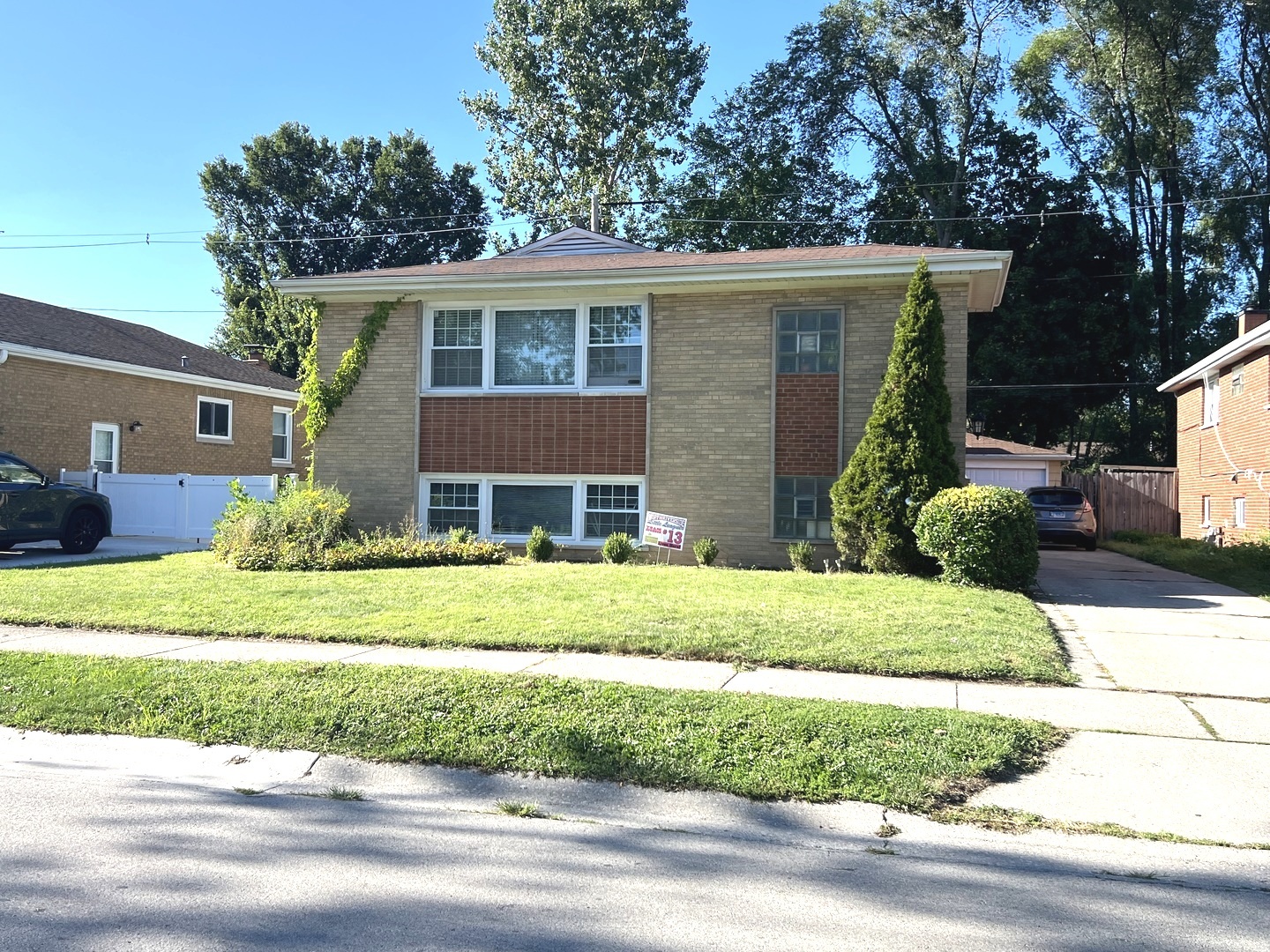 front view of house with a yard