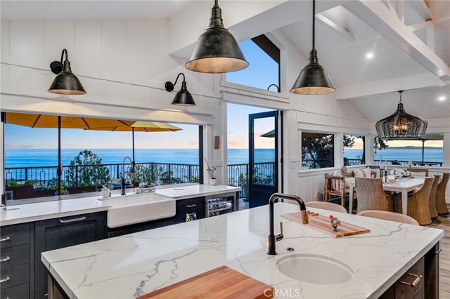 $11,995,000 | 400 Ashton Drive | Laguna Beach Village