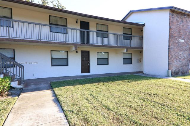 $2,200 | 6040 Shaker Wood Circle, Unit 106 | Tamarac