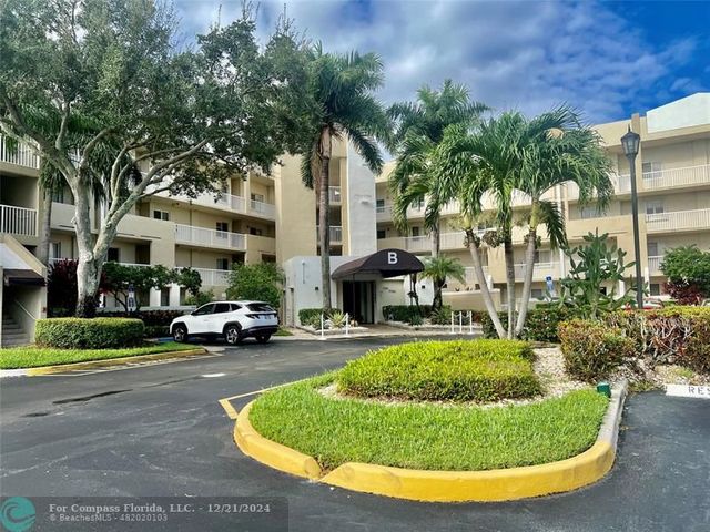 $239,000 | 7755 Granville Drive, Unit 304 | Westwood