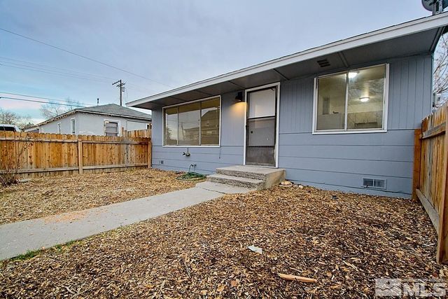 $1,275 | 1005 I Street | Downtown Sparks