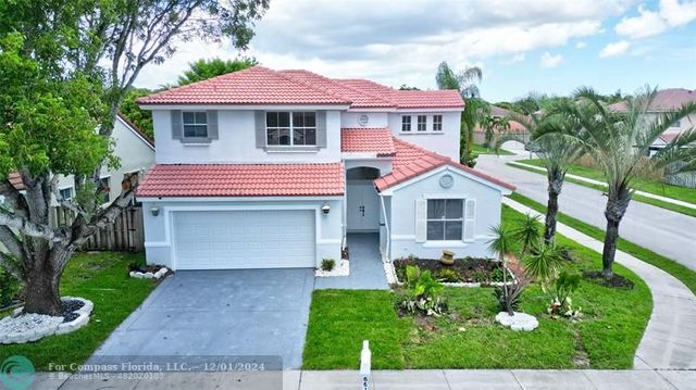 $660,000 | 6611 Skipper Terrace | Coral Bay