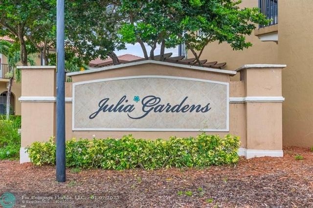 $525,000 | 6966 Julia Gardens Drive | Coconut Creek