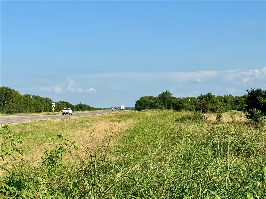 View of local wilderness featuring a rural view