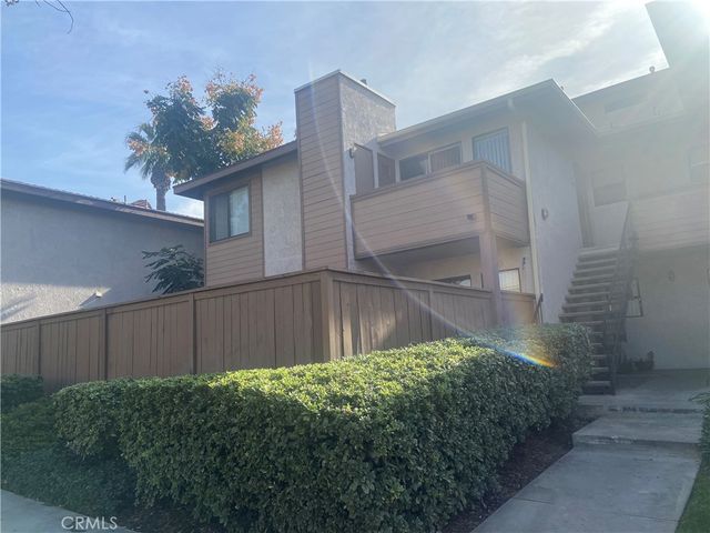 $315,000 | 1303 Massachusetts Avenue, Unit 203 | University of Riverside