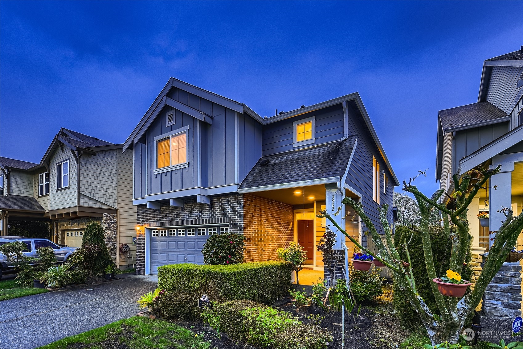 a house view with a outdoor space