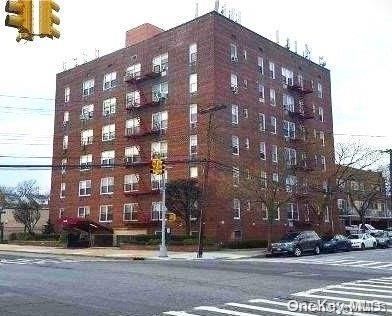 $180,000 | 222-89 Braddock Avenue, Unit 6B | Bellerose