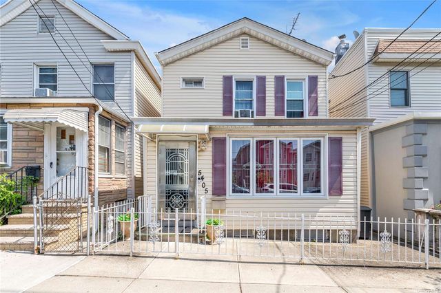 $989,000 | 54-05 68th Street | Maspeth