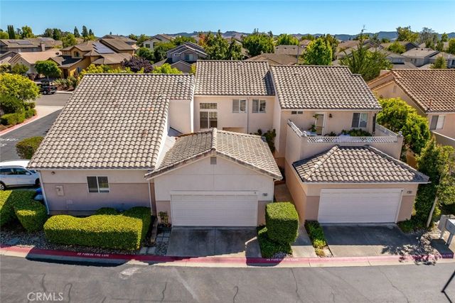 $825,000 | 1263 Manzanita Way | Islay