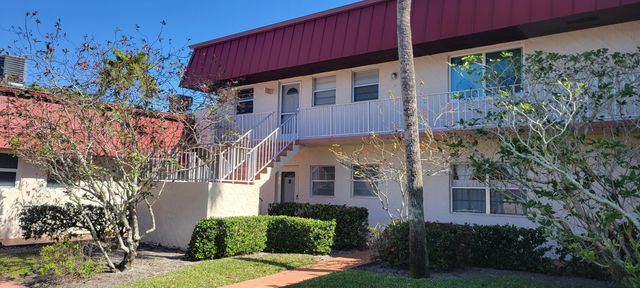 $129,500 | 12019 West Greenway Drive, Unit 103 | Village Walk