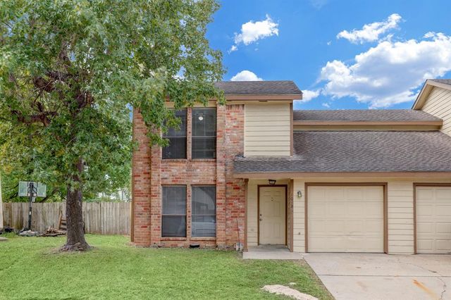 $1,575 | 10123 Emerald Park Drive | Cypress Glen