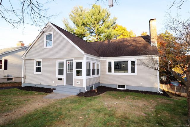 $484,900 | 40 Ruscan Road | Wethersfield