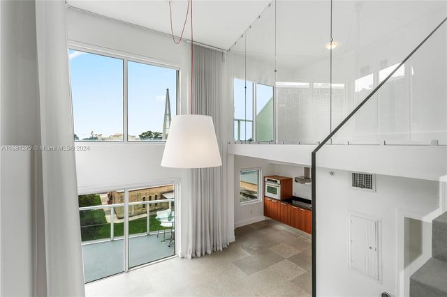 $3,300 | 1650 Brickell Avenue, Unit 201 | Brickell