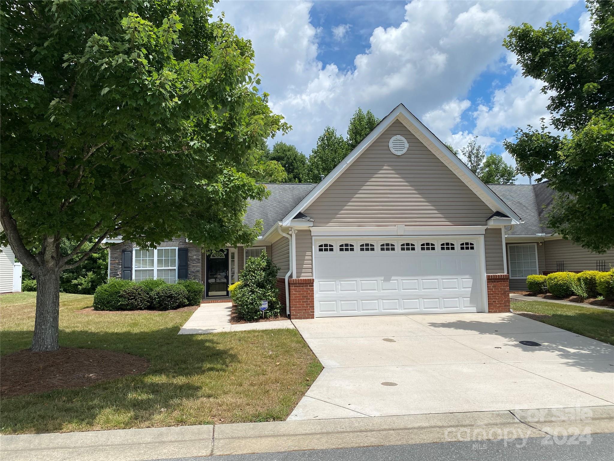 front view of house with a yard