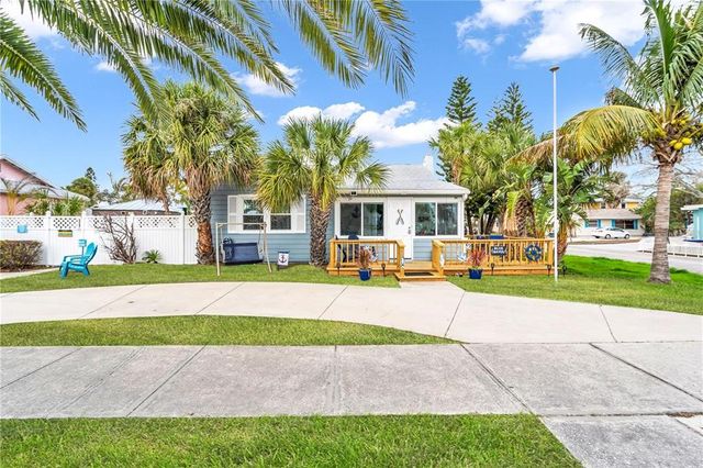 $600,000 | 5725 Shore Boulevard South | Gulfport