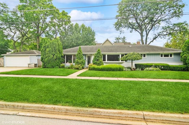 $449,000 | 1447 North Race Avenue | Arlington Heights