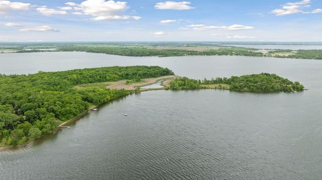 $1,400,000 | 19466 Peninsula Trail | Clitherall Township - Otter Tail County