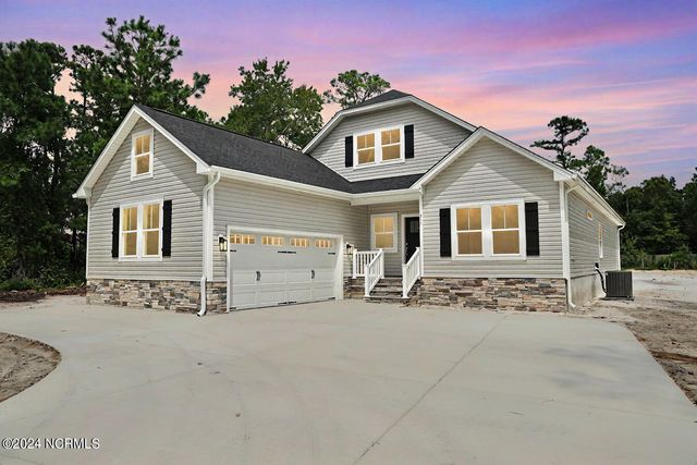 $499,800 | 235 Weathersbee Drive | Topsail Township - Pender County