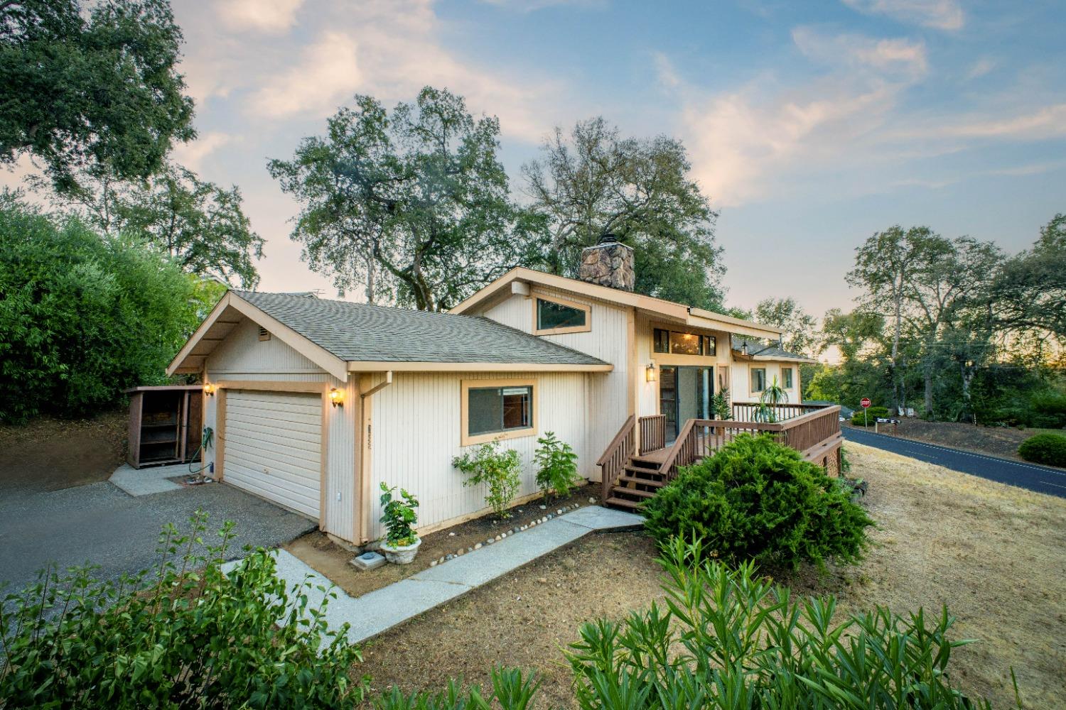 front view of house with a yard