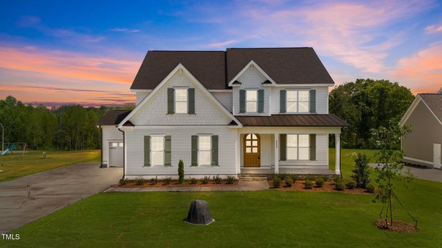 $845,000 | 8405 Brady Pointe Road | Middle Creek Township - Wake County