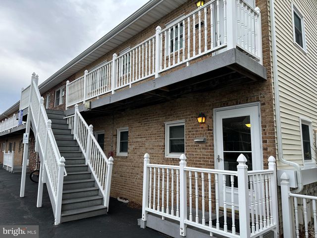 $329,900 | 134 Captains Quarters Road, Unit 1 | Ocean City