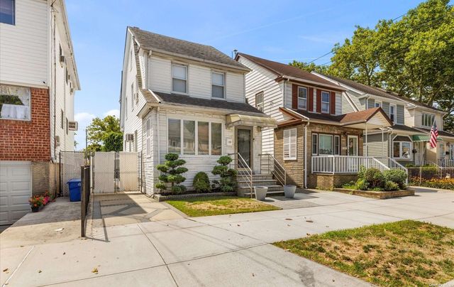 $888,000 | 96-36 149th Avenue | Ozone Park